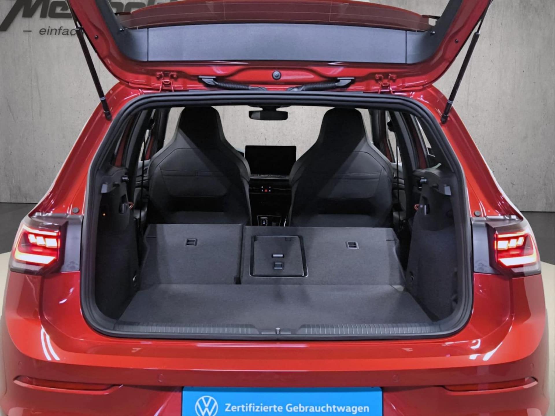 Volkswagen Golf R-Line