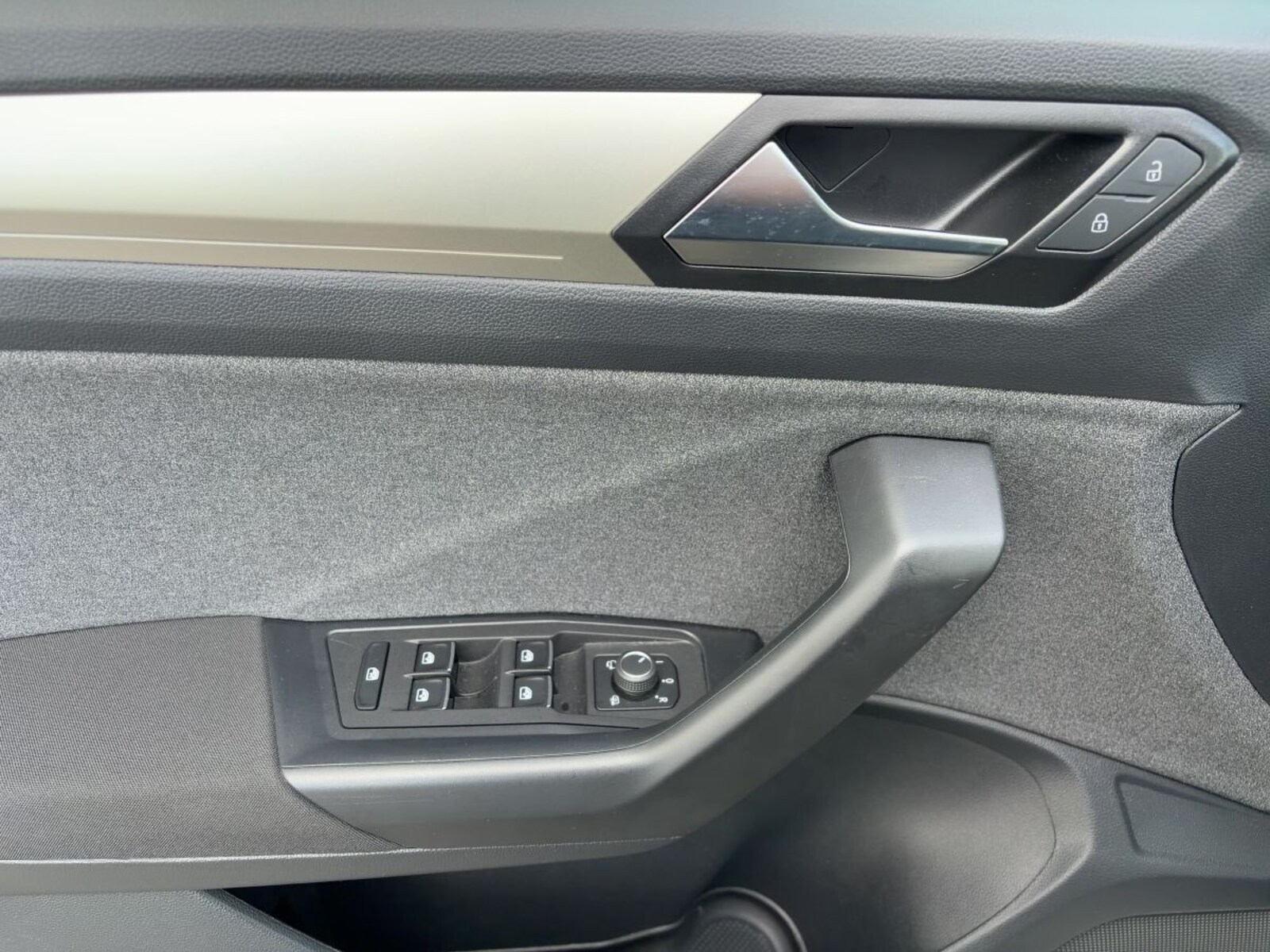 Volkswagen T-Roc – Bild 15