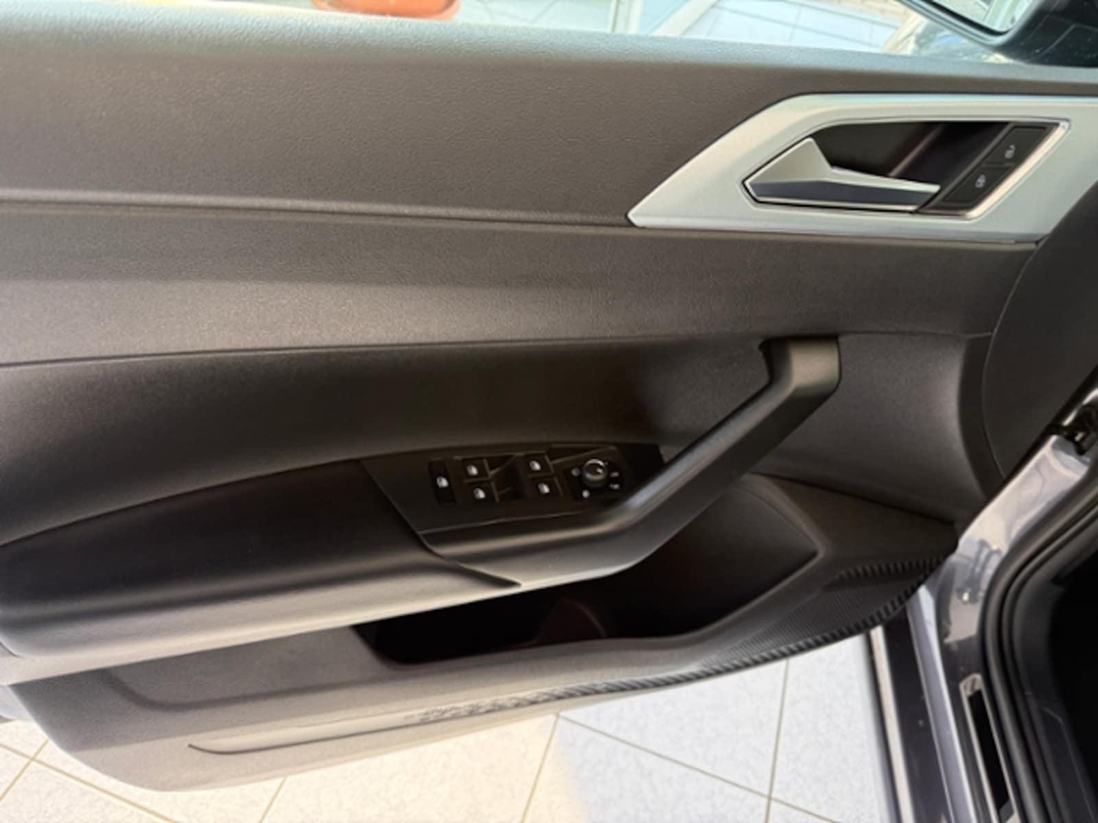 Volkswagen Polo – Bild 9