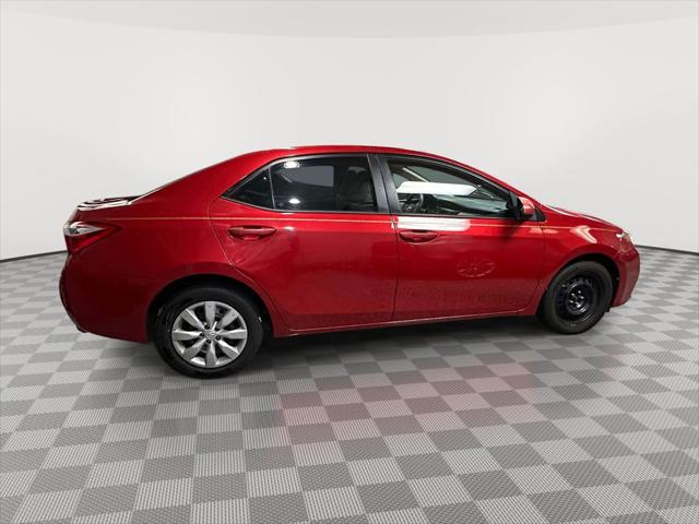 Used 2015 Toyota Corolla LE with VIN 2T1BURHE8FC352825 for sale in Brooklyn, NY
