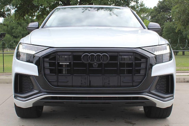 2023 Audi Q8