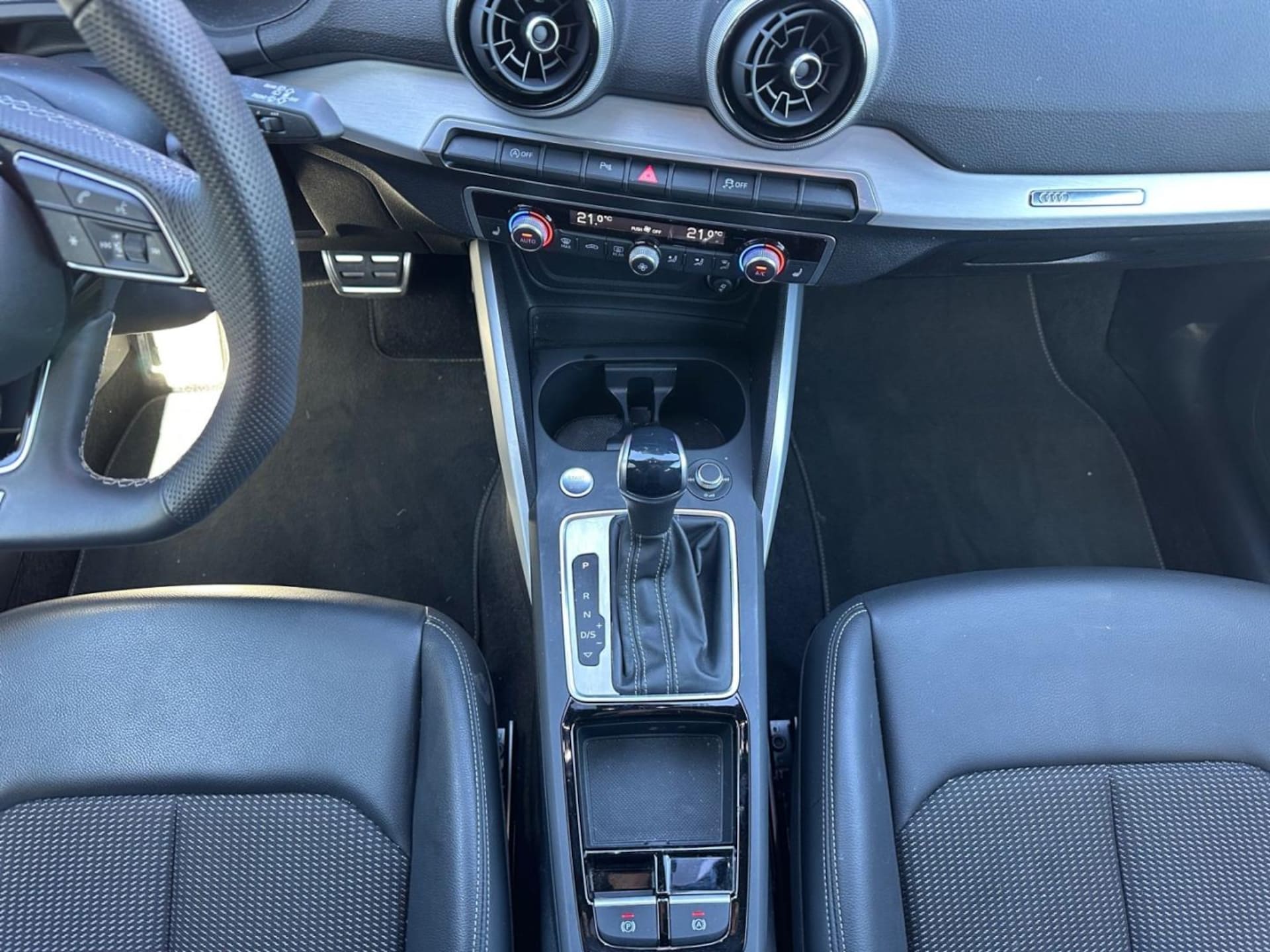 Audi Q2 S line