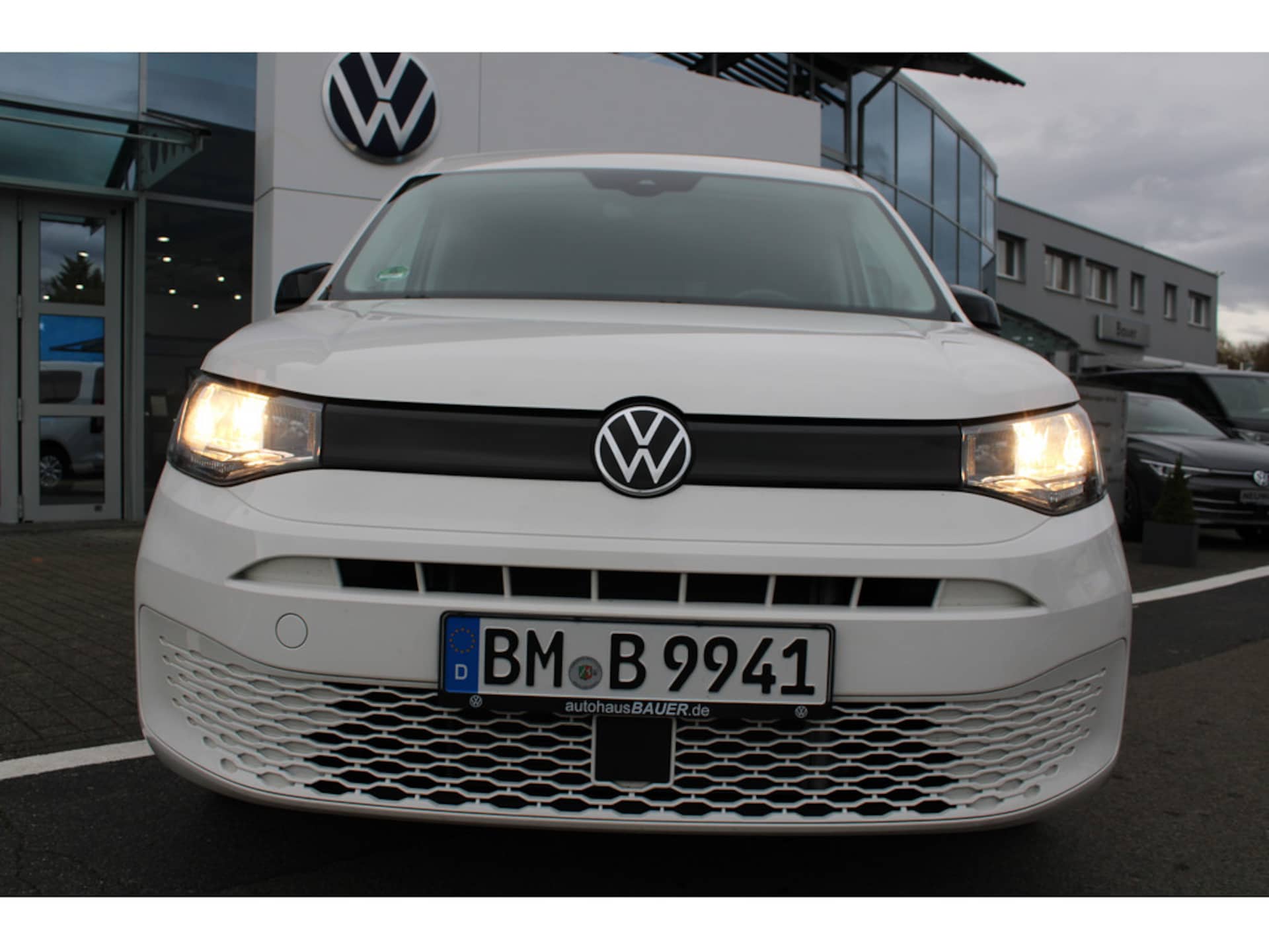 Volkswagen Caddy Basis-Modell