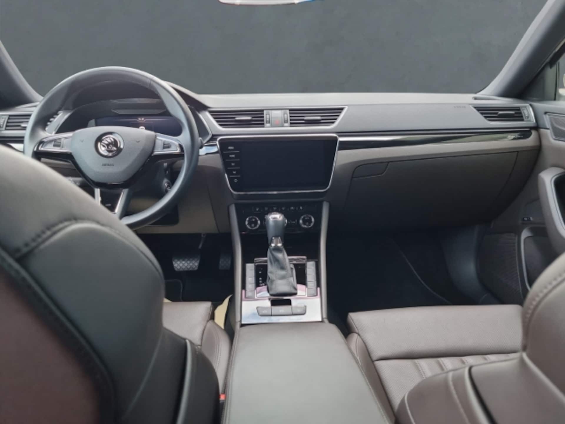 Skoda Superb Combi Laurin & Klement