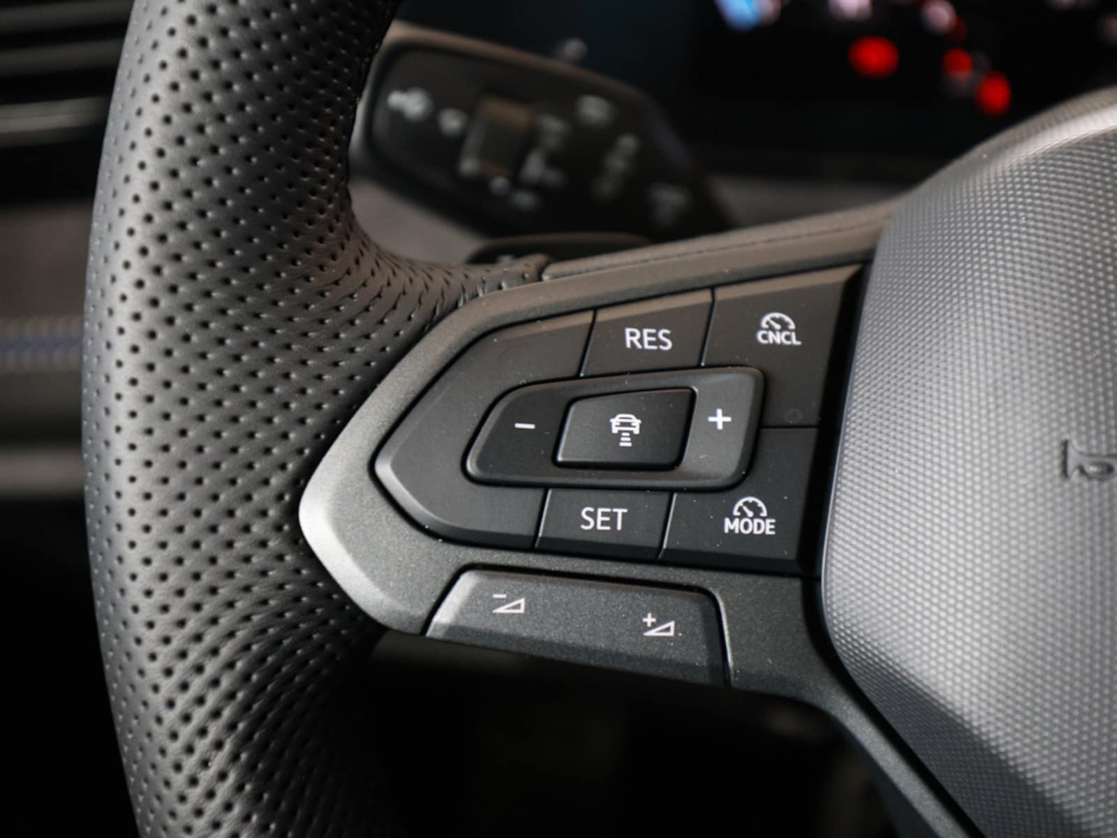 Volkswagen Tiguan – Bild 23