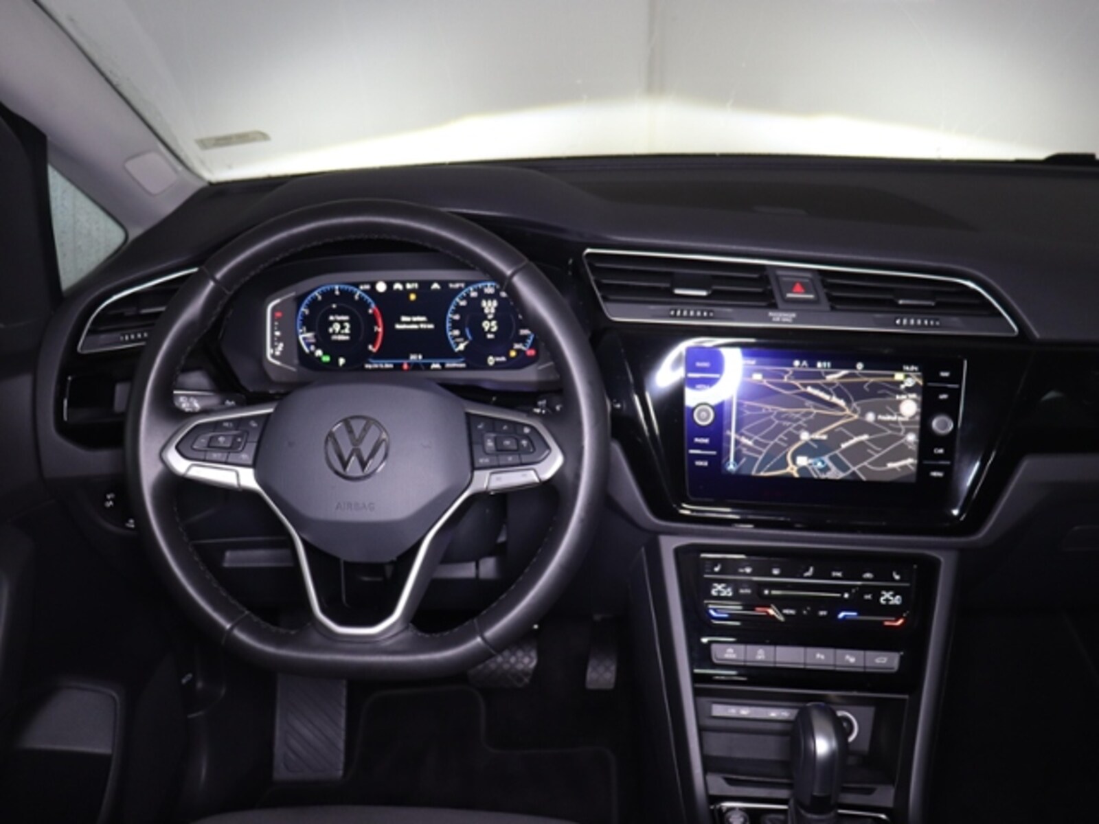 Volkswagen Touran – Bild 4
