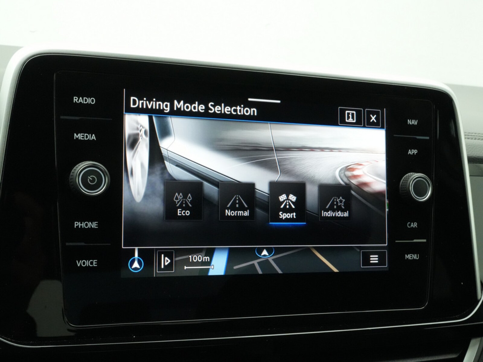 Volkswagen T-Roc – Bild 12
