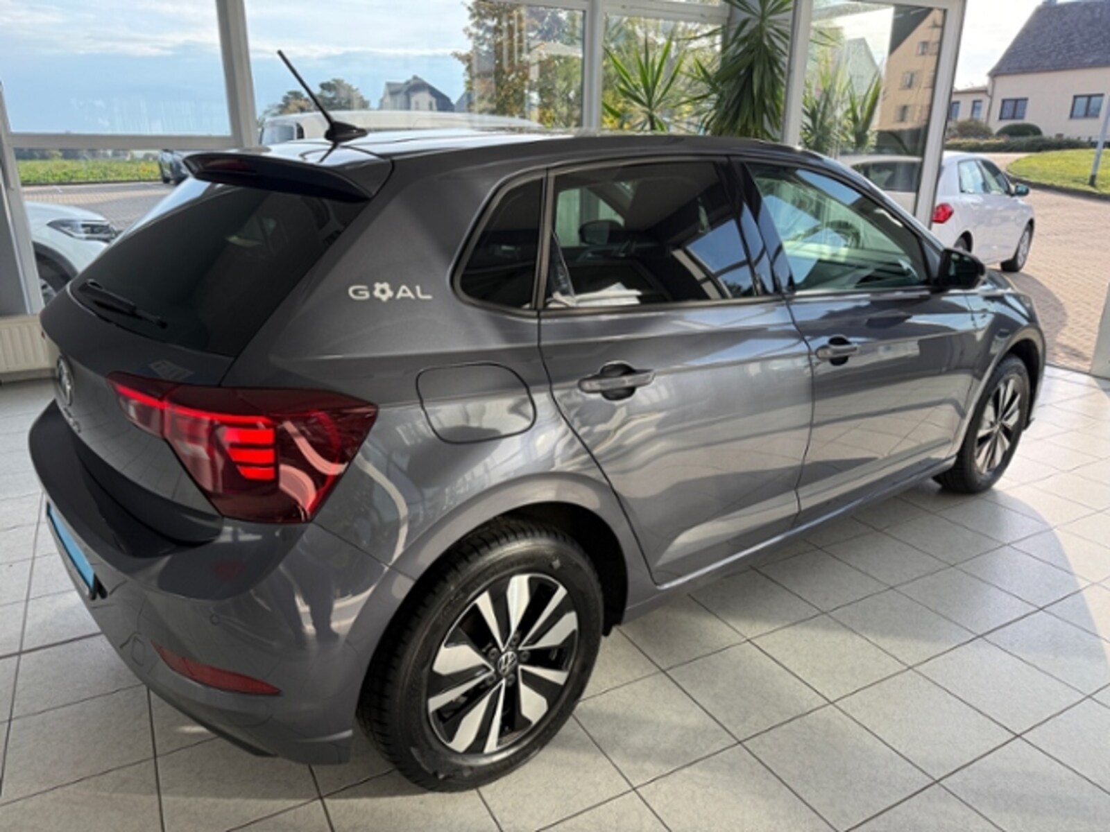 Volkswagen Polo – Bild 6