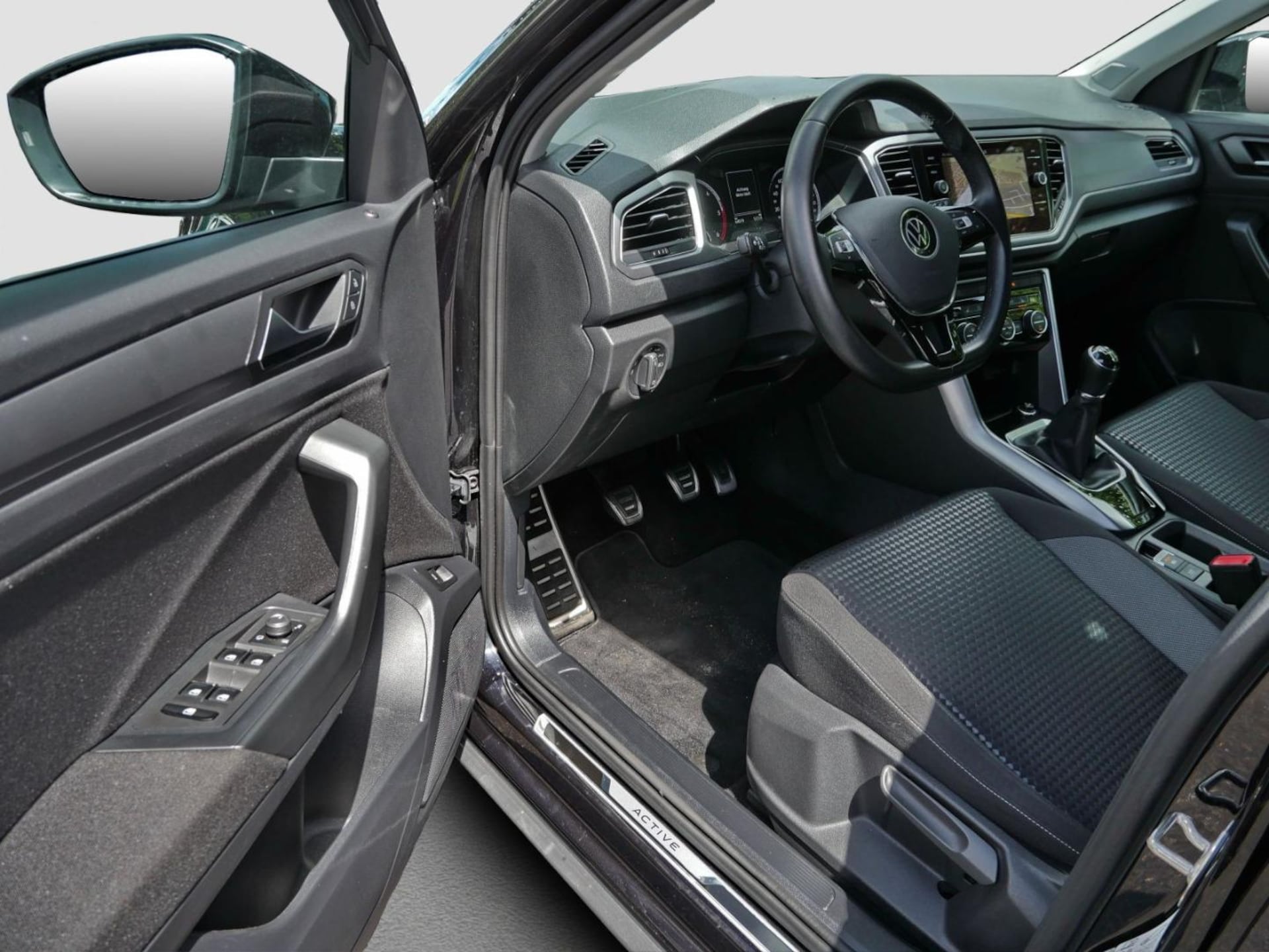 Volkswagen T-Roc Active