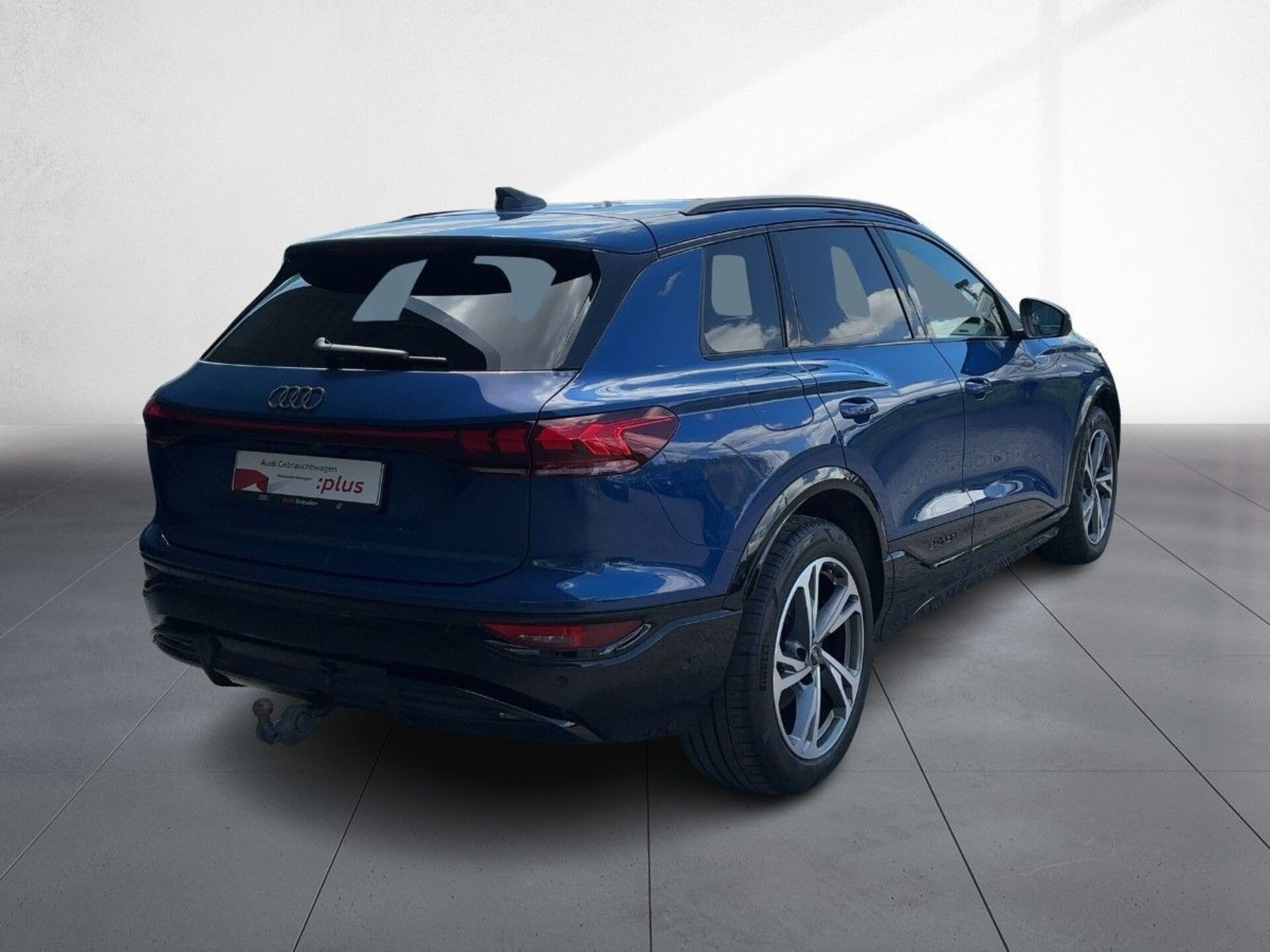 Audi Q6 SUV e-tron