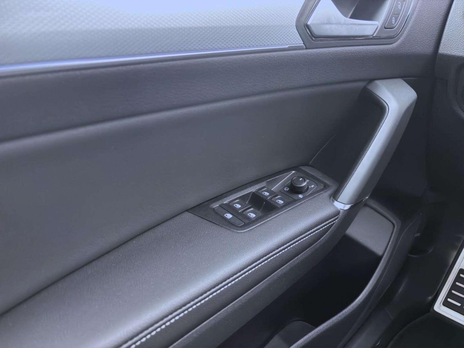 Volkswagen Touran – Bild 11