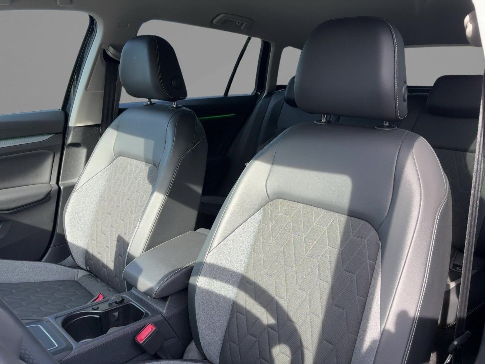 Volkswagen Golf Variant – Bild 21