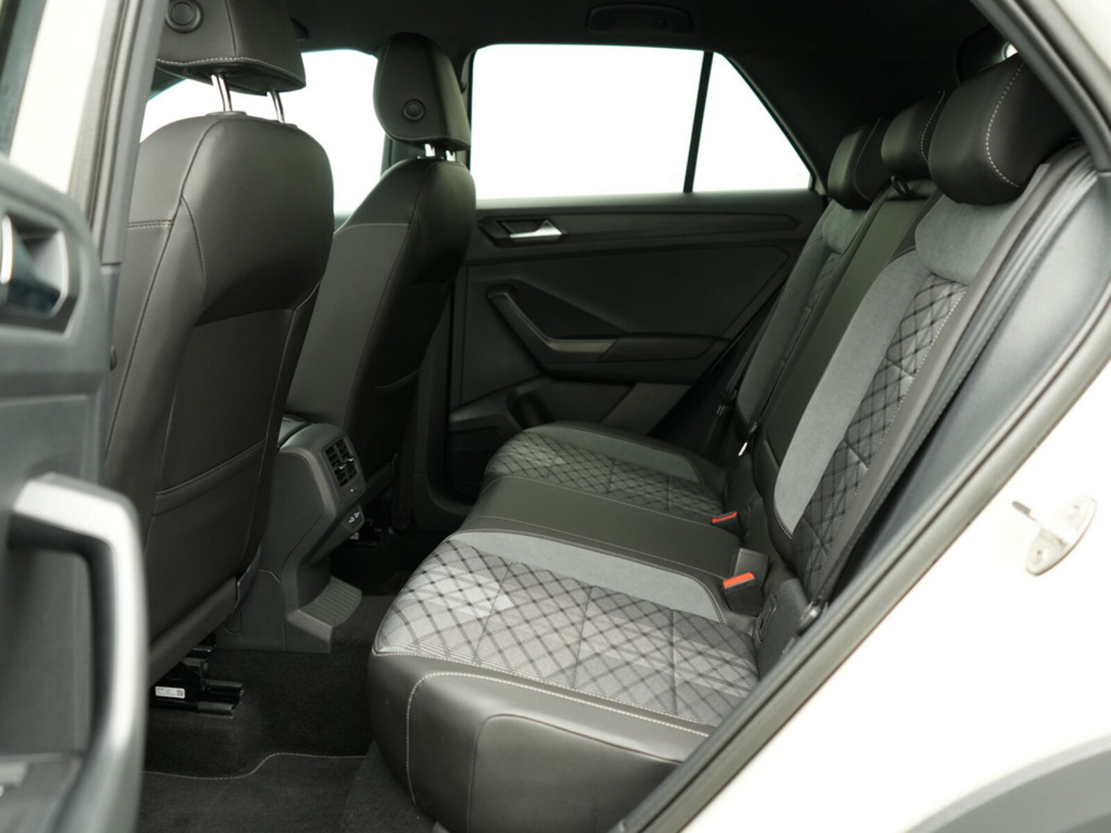 Volkswagen T-Roc – Bild 17