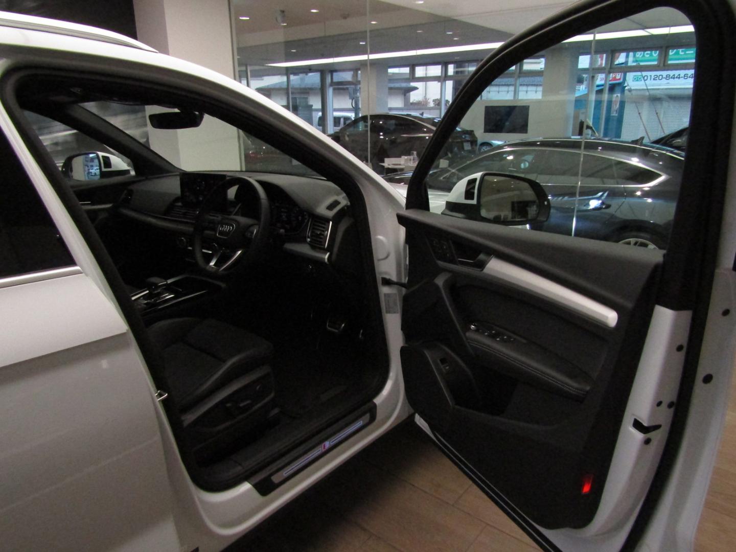 Image about Audi Q5 40 TDI quattro S line 150(204) kW(PS) S tronic