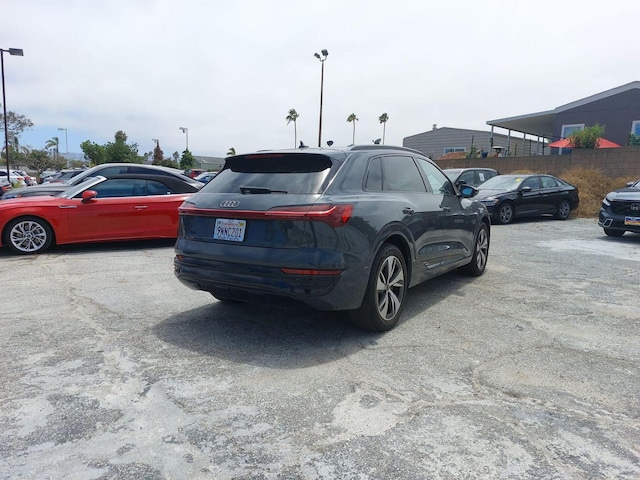 2024 Audi Q8 e-tron