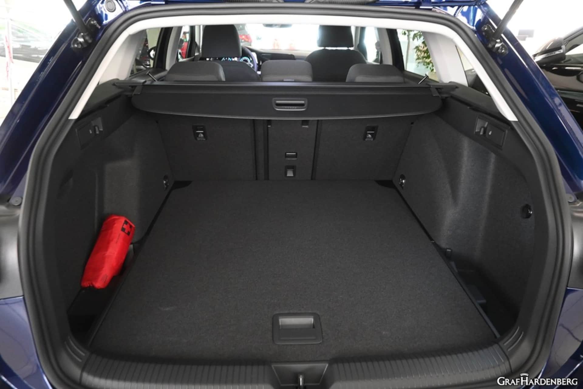 Volkswagen Golf Variant Life