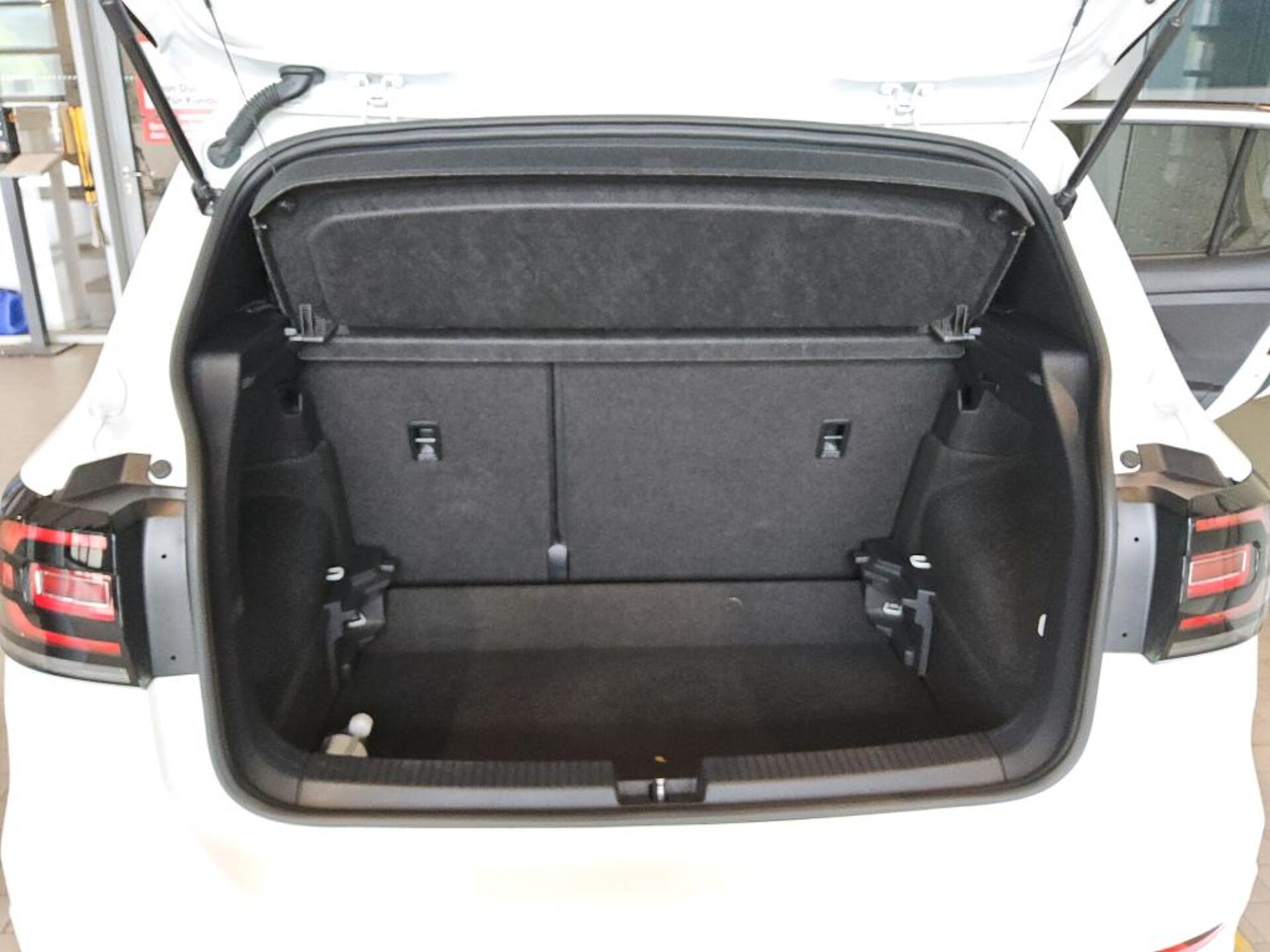 Volkswagen T-Cross Style