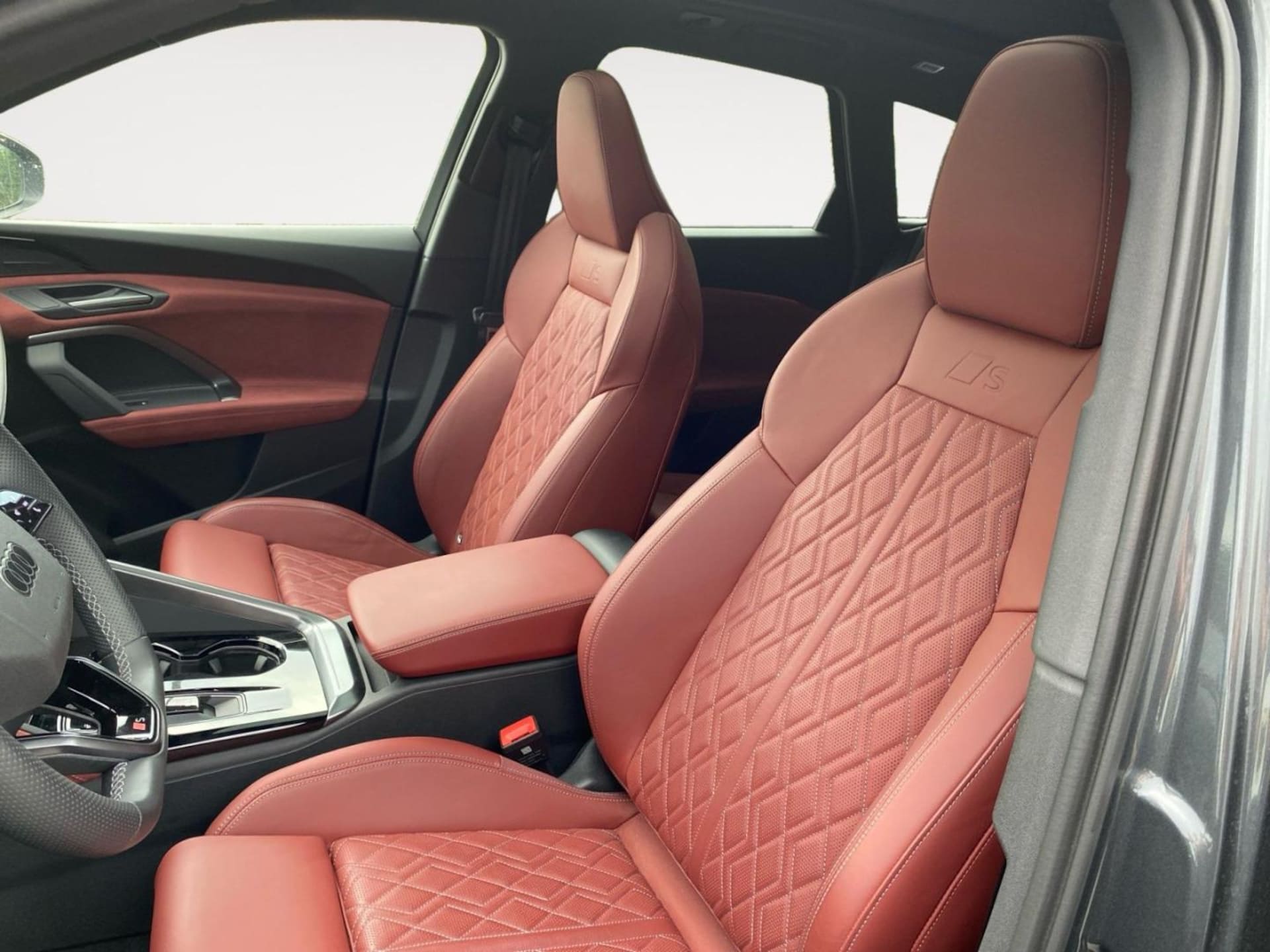 Audi SQ5 SUV edition one