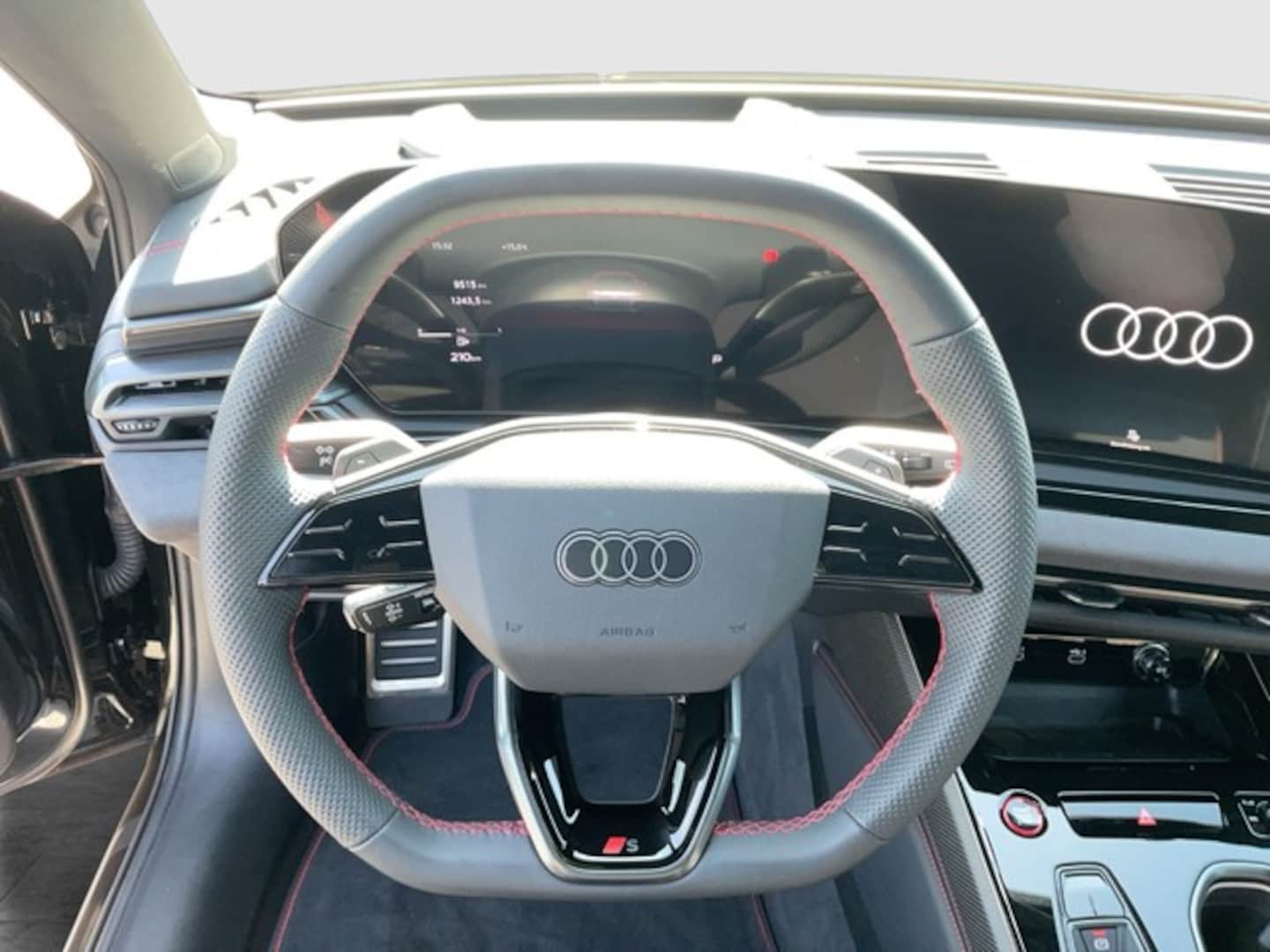 Bild über Audi A6 Avant edition one TFSI quattro 270 kW S tronic - für weitere Informationen kontaktieren Sie den Audi Partner