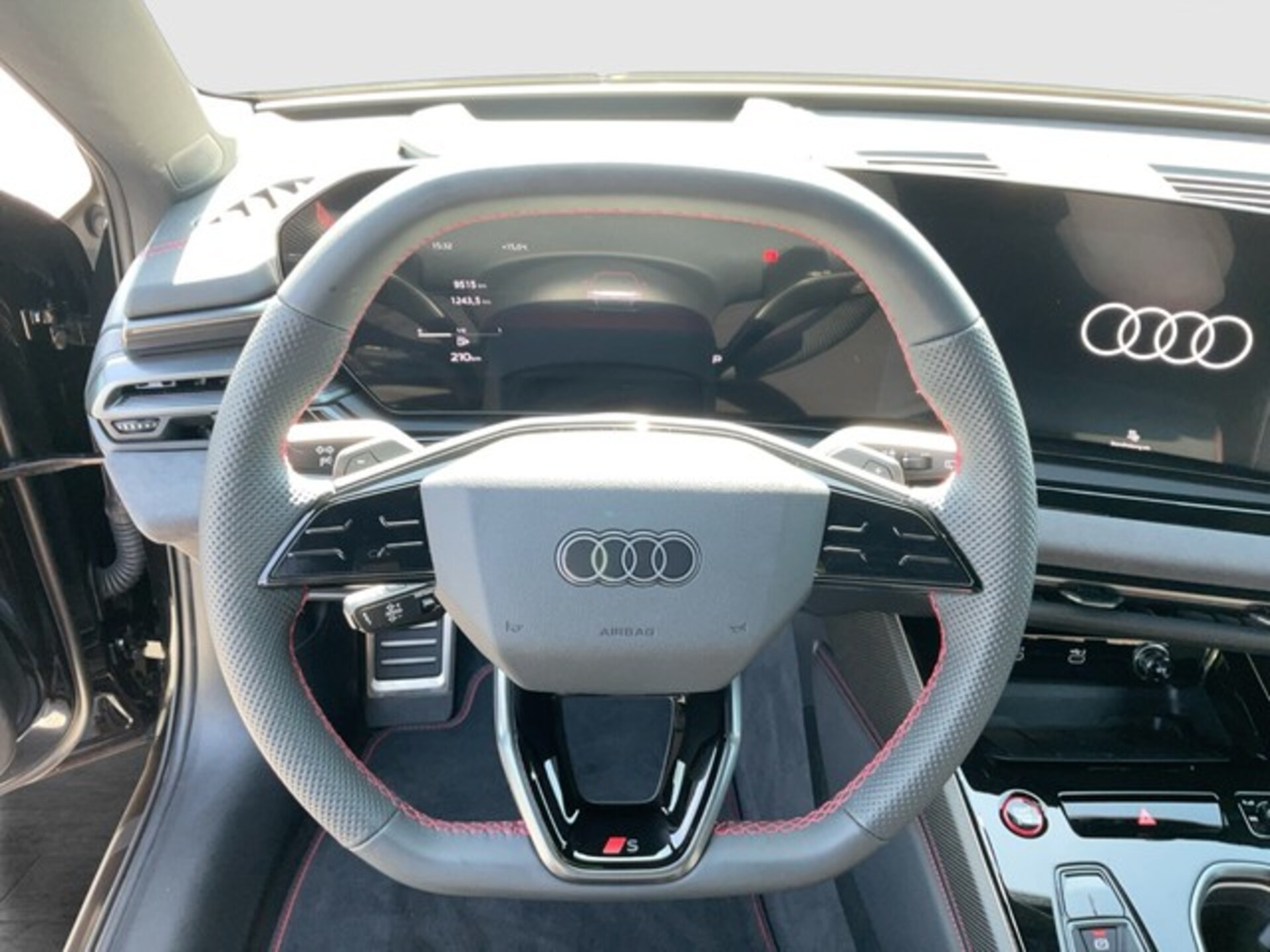 Audi A6 Avant edition one