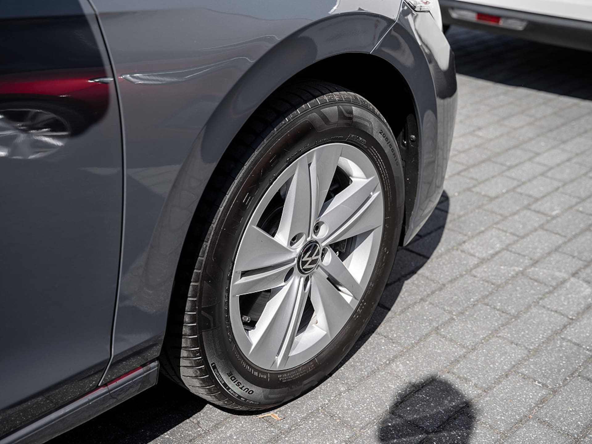 Volkswagen Golf Variant Life