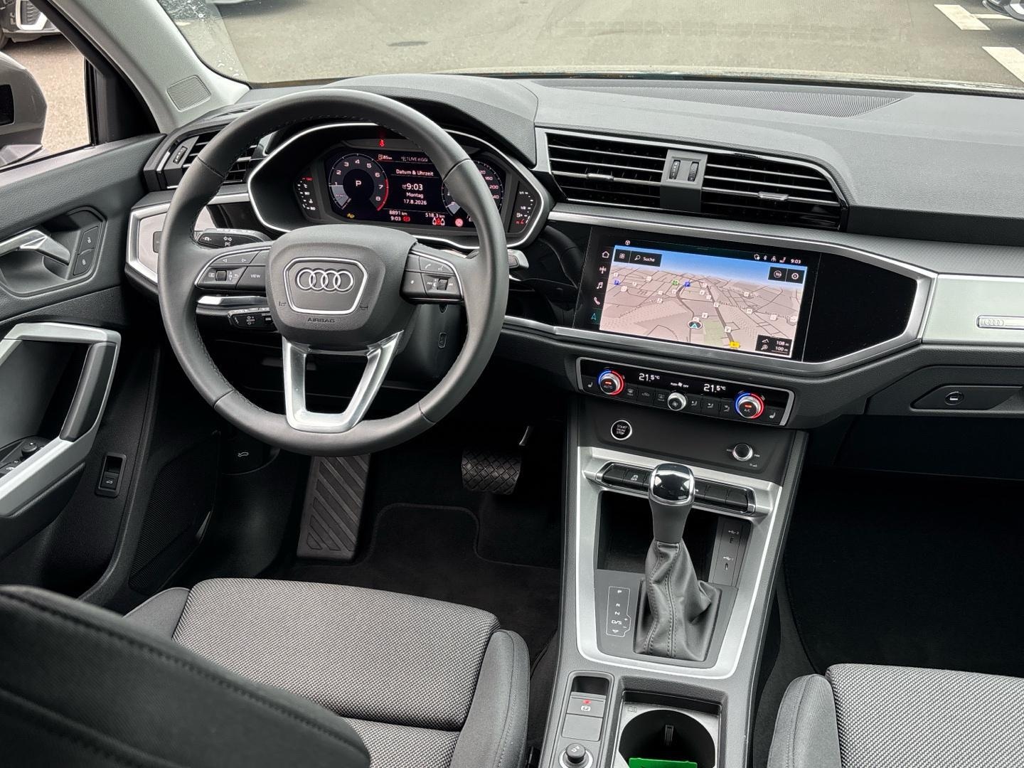 Bild über Audi Q3 TFSI 110 kW S tronic - für weitere Informationen kontaktieren Sie den Audi Partner