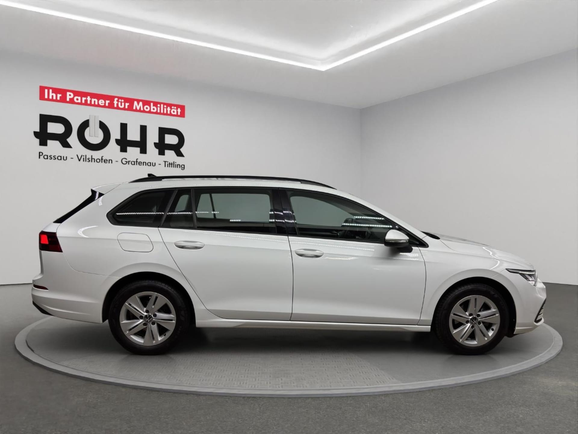 Volkswagen Golf Variant Life