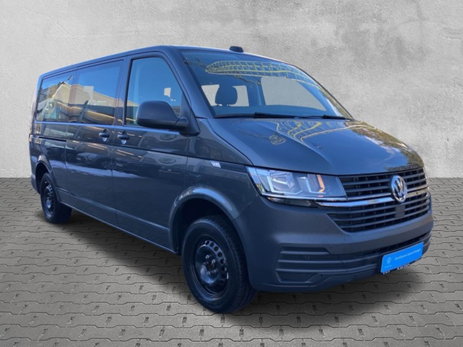 Volkswagen T6.1 Transporter Kombi langer Radstand