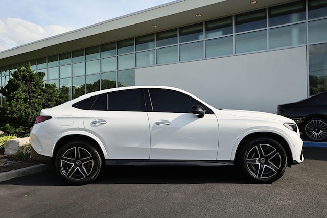 2024 Mercedes-Benz GLC 300
