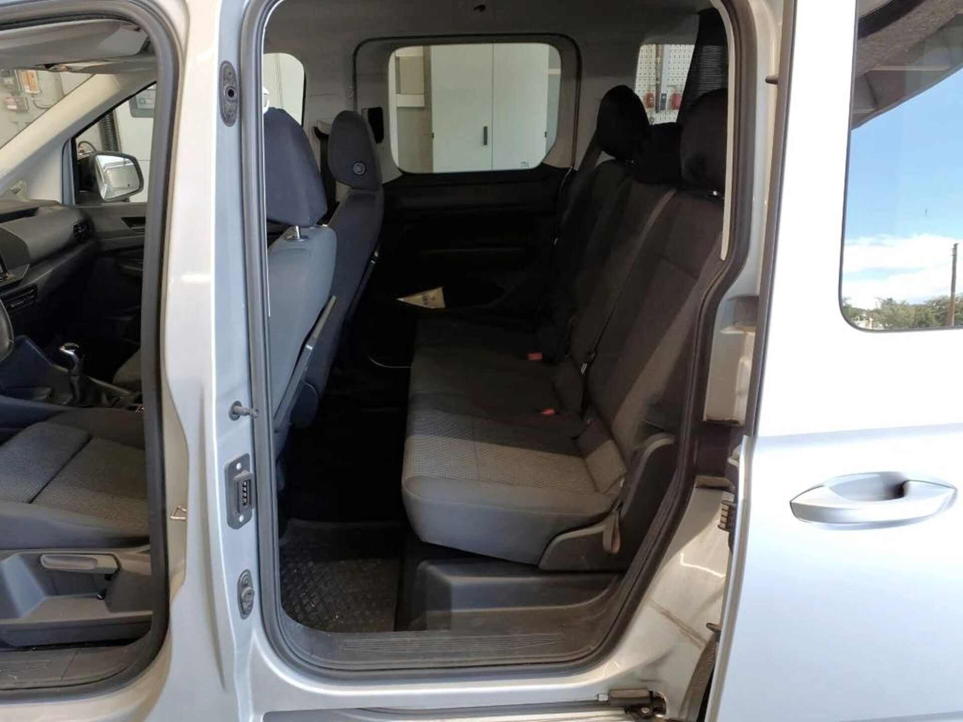 Volkswagen Caddy Basis-Modell