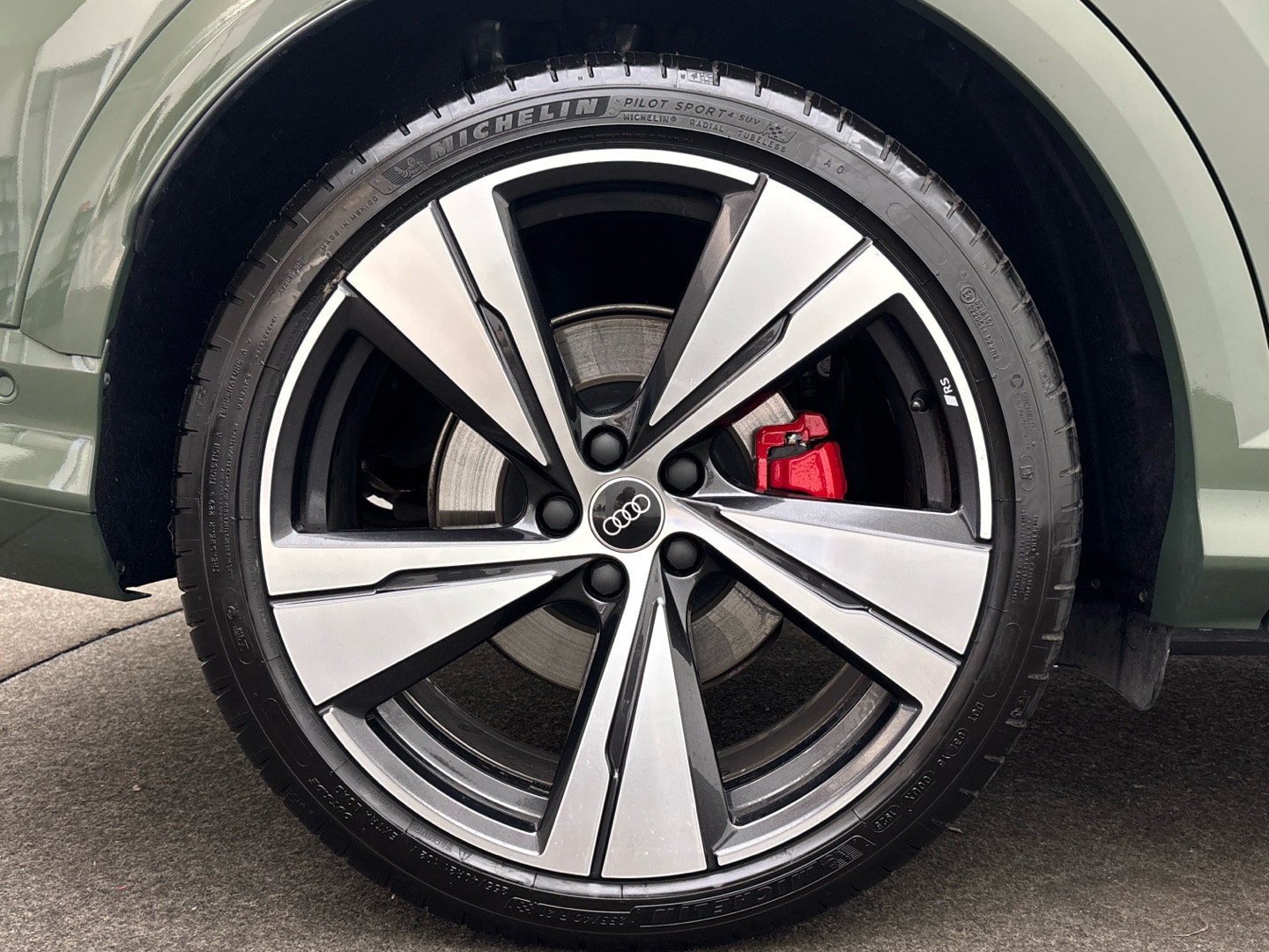 Bild über Audi SQ5 Sportback TFSI 270 kW S tronic - für weitere Informationen kontaktieren Sie den Audi Partner
