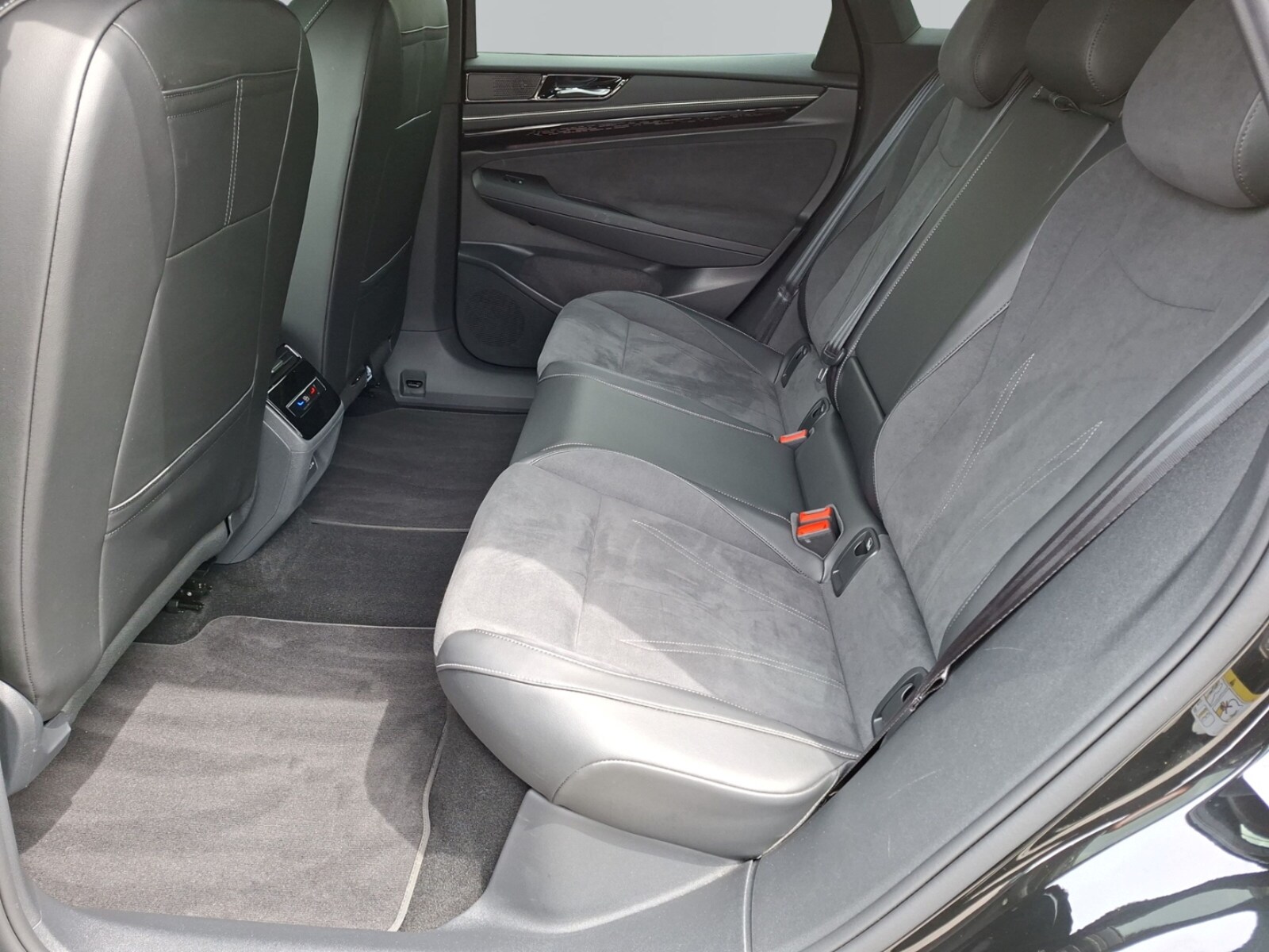 Volkswagen ID.7 Tourer – Bild 12