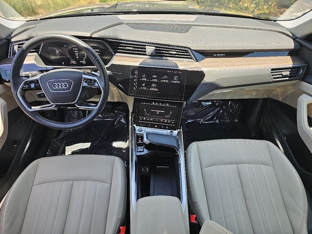 2024 Audi Q8 e-tron