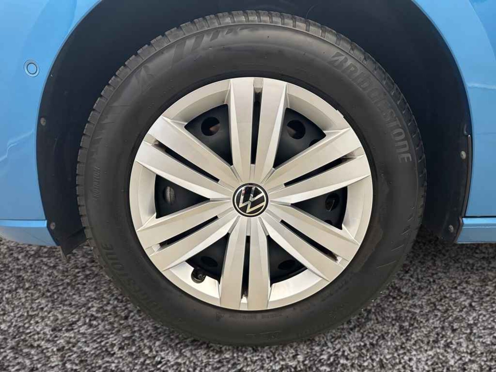 Volkswagen Caddy – Bild 4