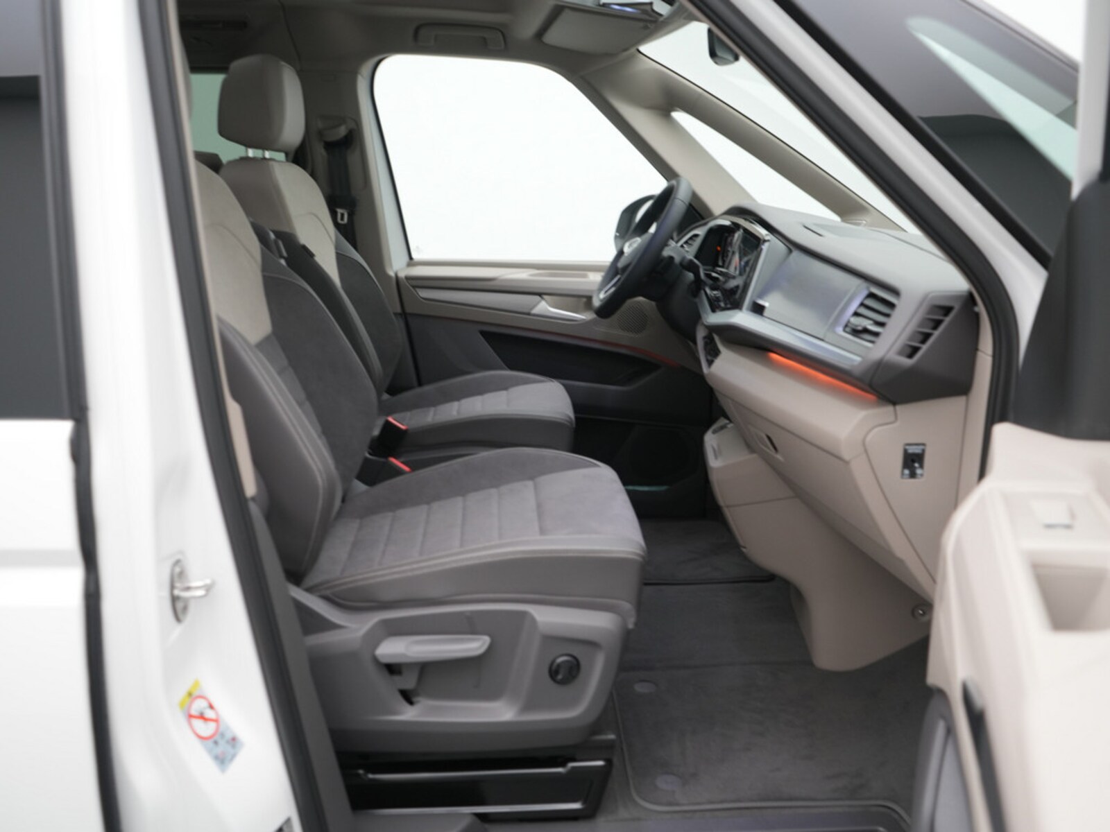 Volkswagen Multivan Langversion – Bild 16