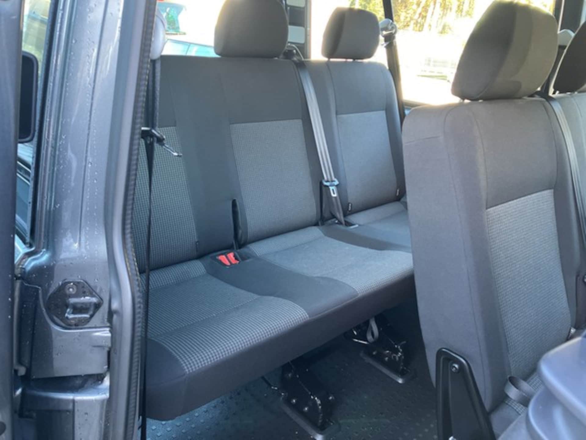Volkswagen T6.1 Transporter Kombi langer Radstand