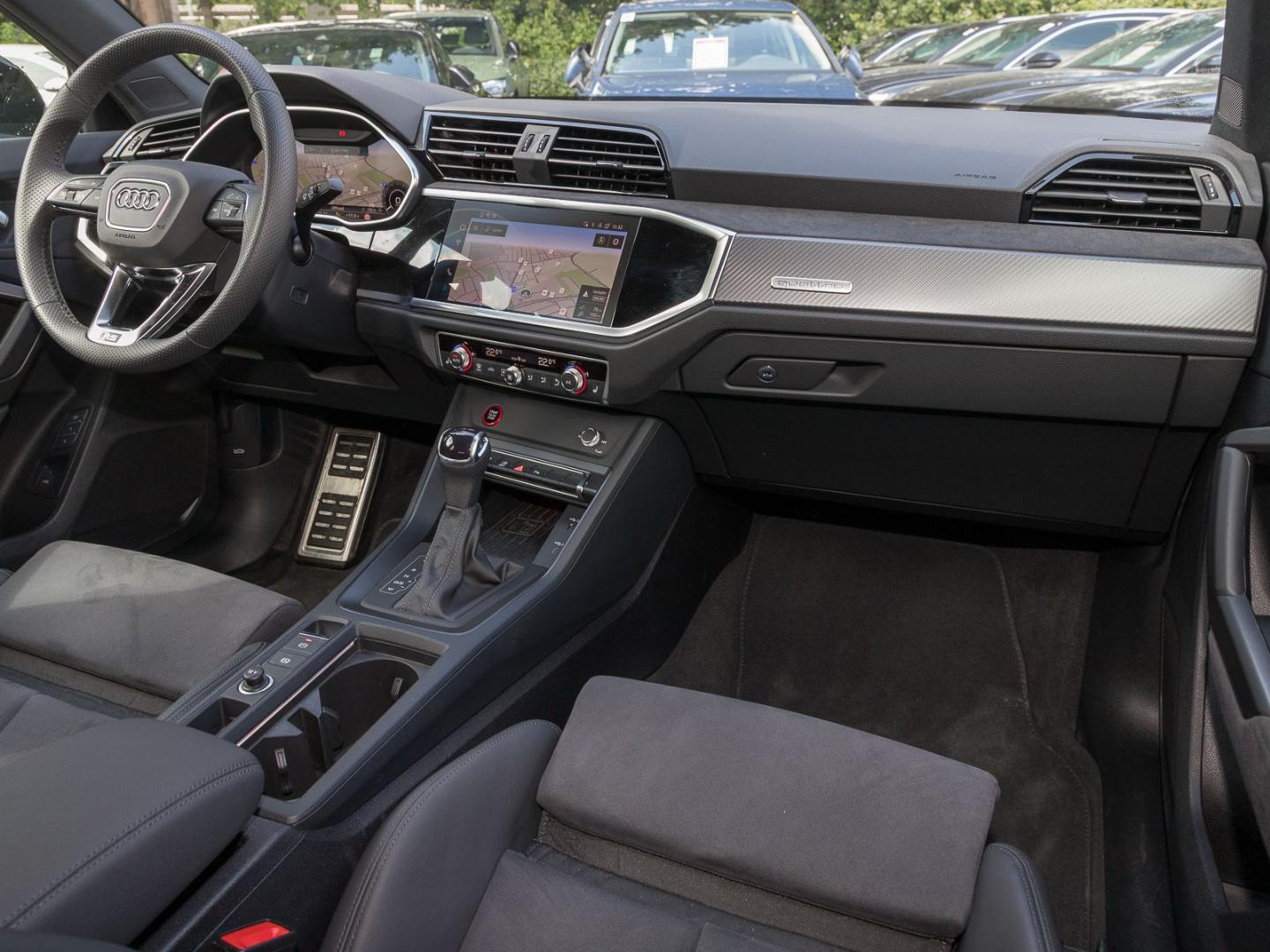 Image about Audi RS Q3 TFSI quattro S tronic