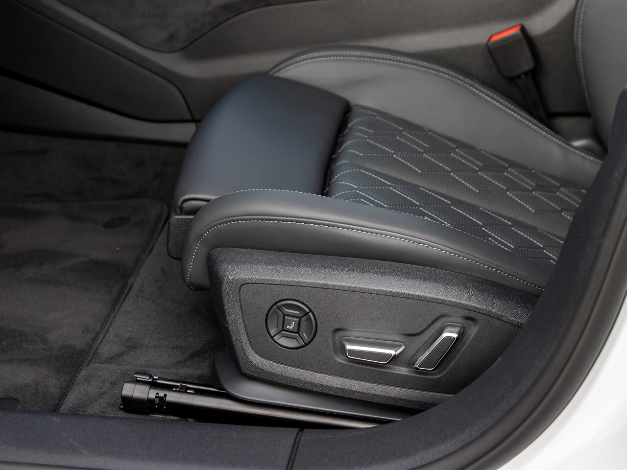 Image about Audi A6 Sportback e-tron e-tron quattro