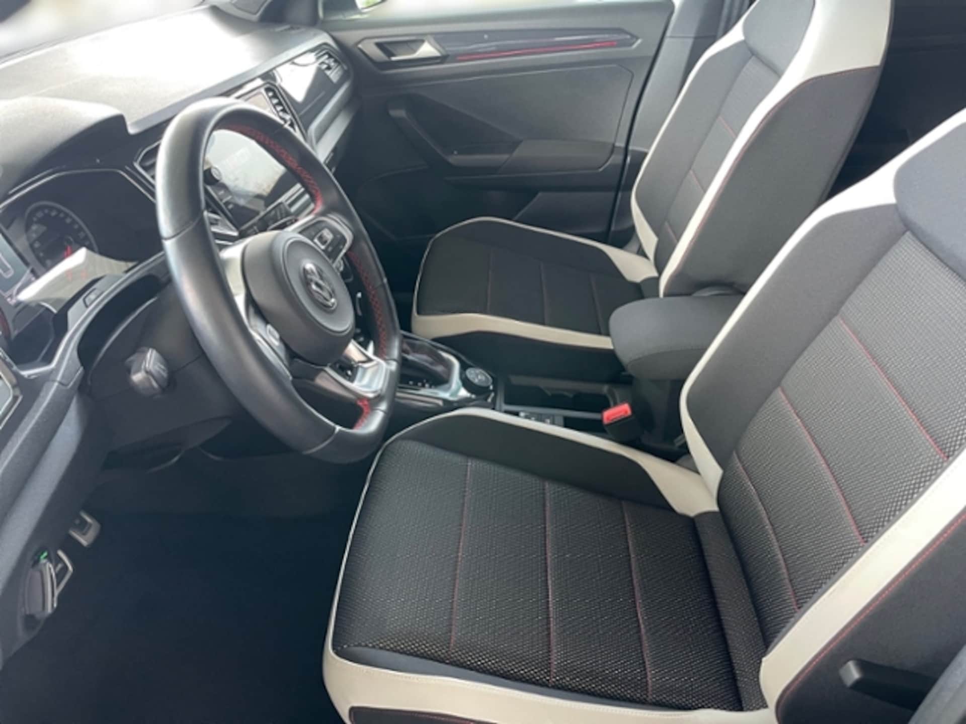 Volkswagen T-Roc Sport