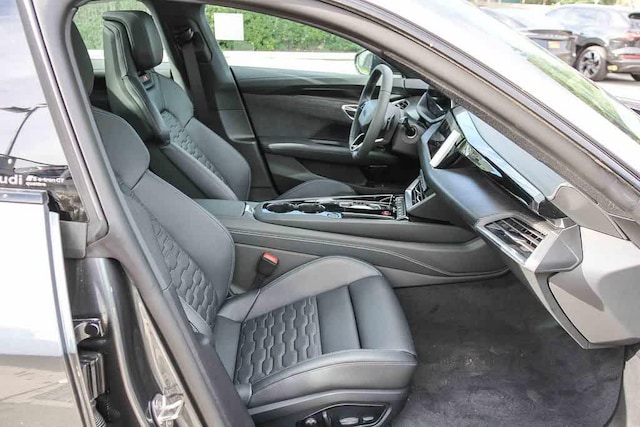 2026 Audi S e-tron GT Premium Plus - Photo 18