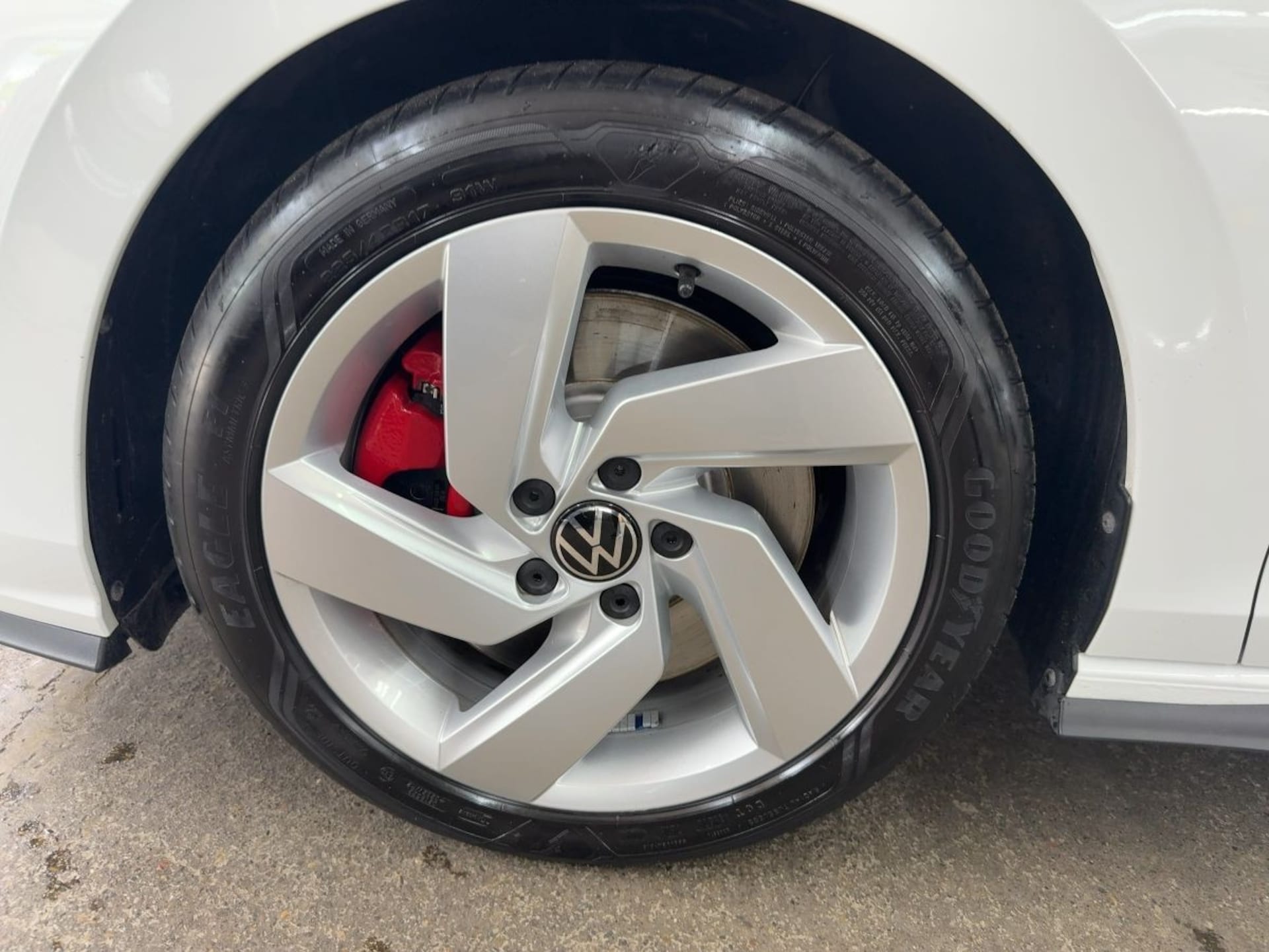 Volkswagen Golf GTI