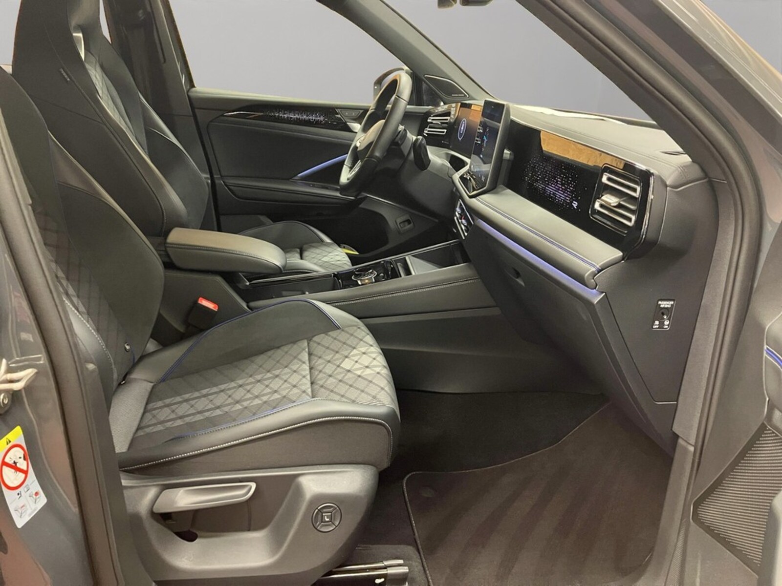 Volkswagen Tiguan – Bild 8