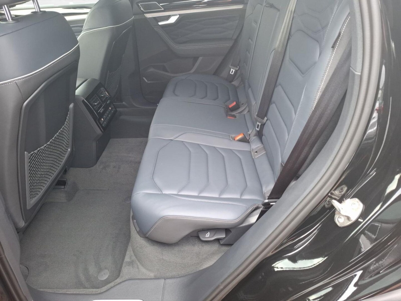 Volkswagen Touareg – Bild 3