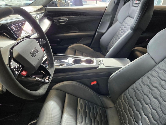 2026 Audi RS e-tron GT Performance Base - Photo 26