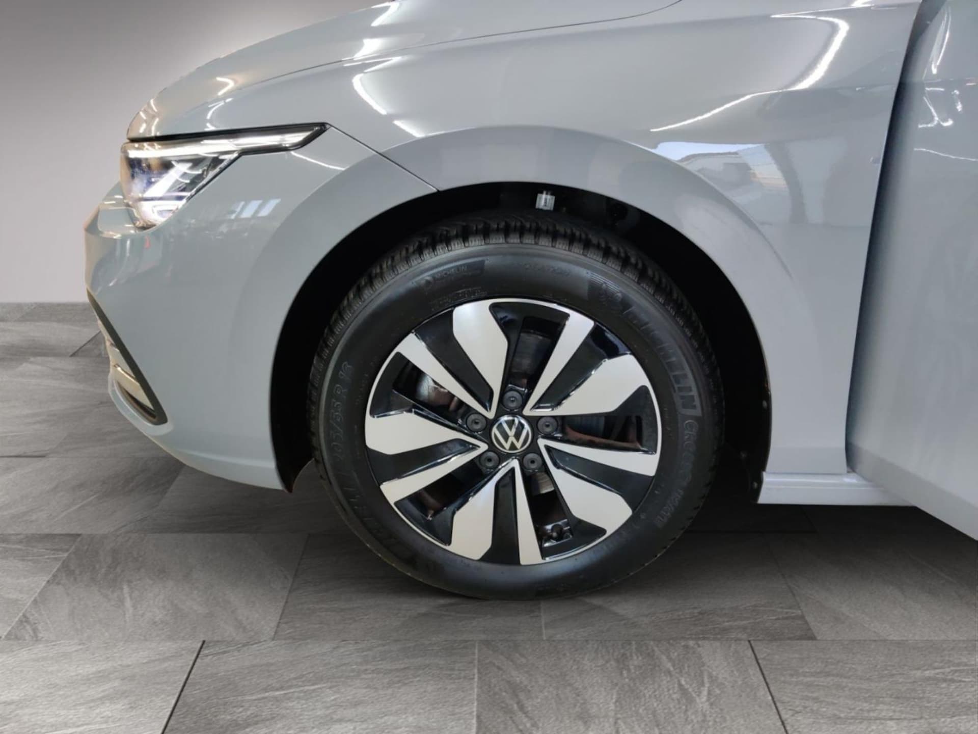 Volkswagen Golf MOVE