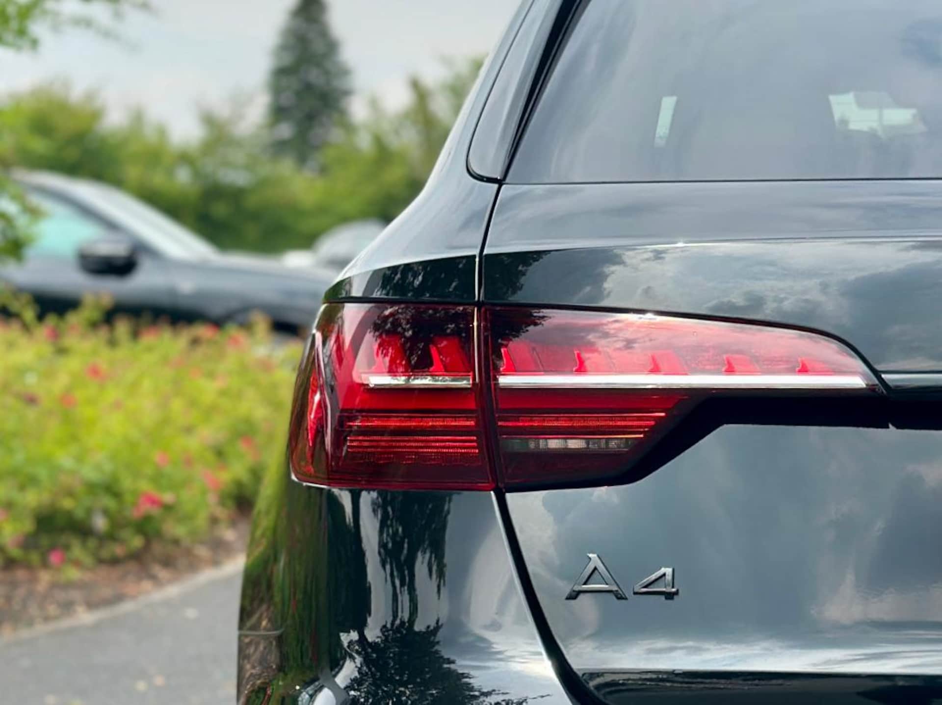 Audi A4 Avant S line