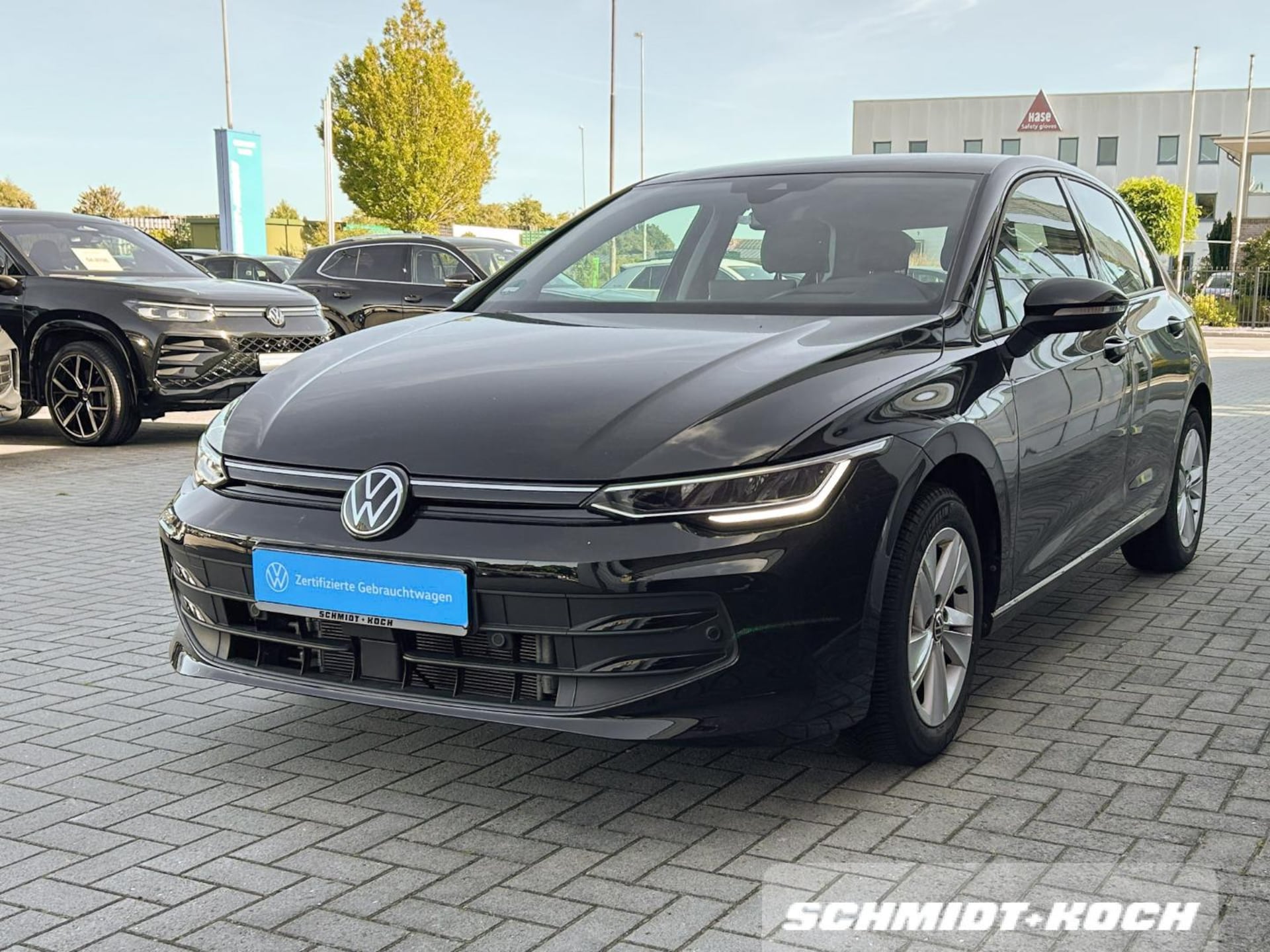 Volkswagen Golf Life