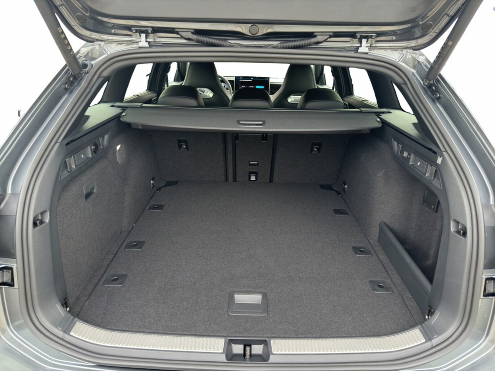 Volkswagen Passat – Bild 8
