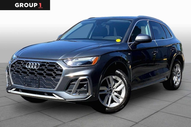 Photo of 2023 Audi Q5