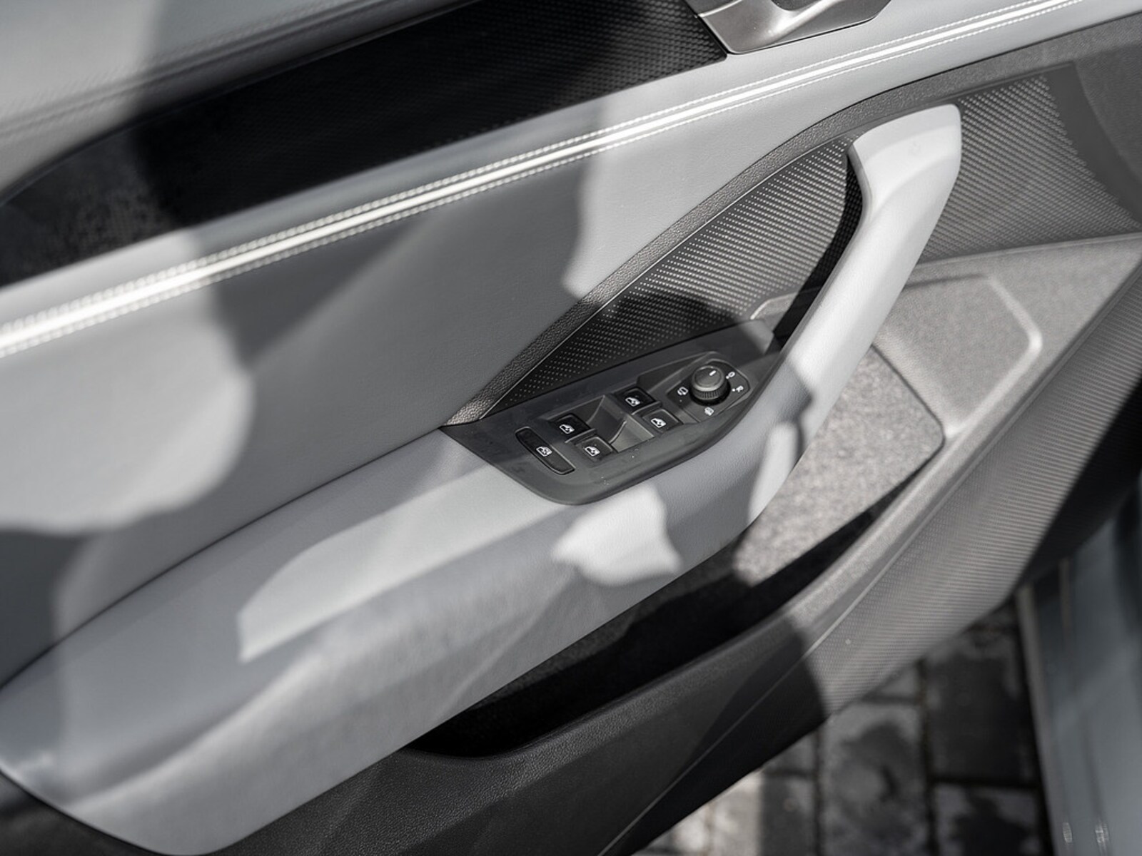 Volkswagen Passat – Bild 13